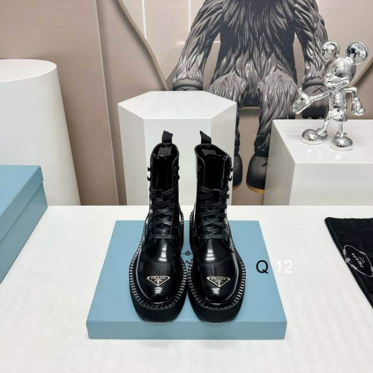 Picture of Prada Shoes _SKUPradasz35-403CJ080618859